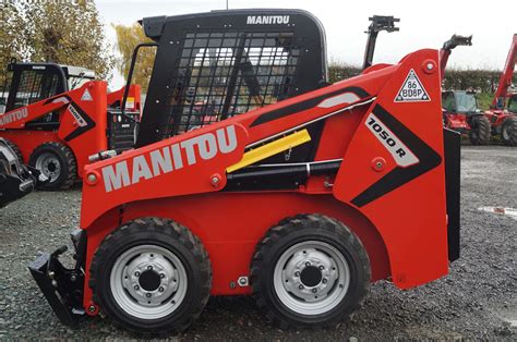 who makes manitou skid steers